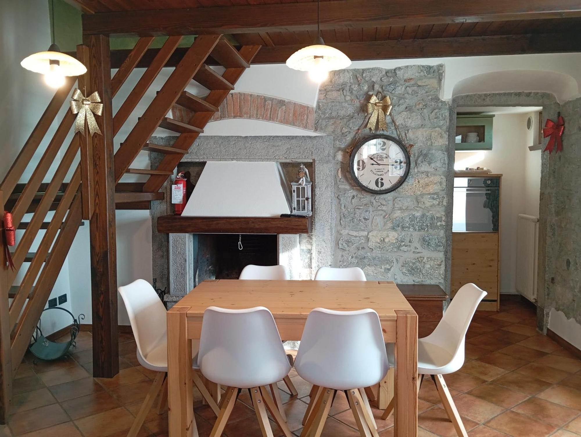 Ca' Baetti L'Antico Borgo Bed and Breakfast Roncola Εξωτερικό φωτογραφία