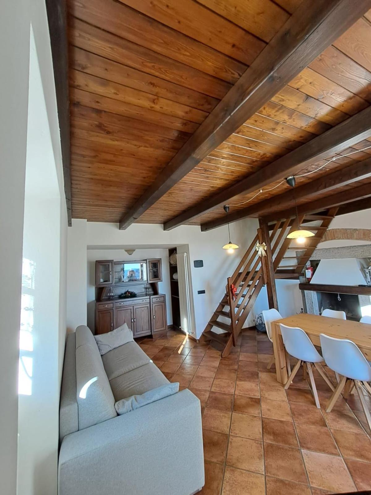 Ca' Baetti L'Antico Borgo Bed and Breakfast Roncola Εξωτερικό φωτογραφία
