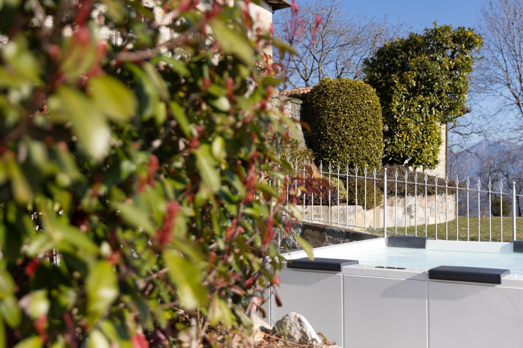 Ca' Baetti L'Antico Borgo Bed and Breakfast Roncola Εξωτερικό φωτογραφία
