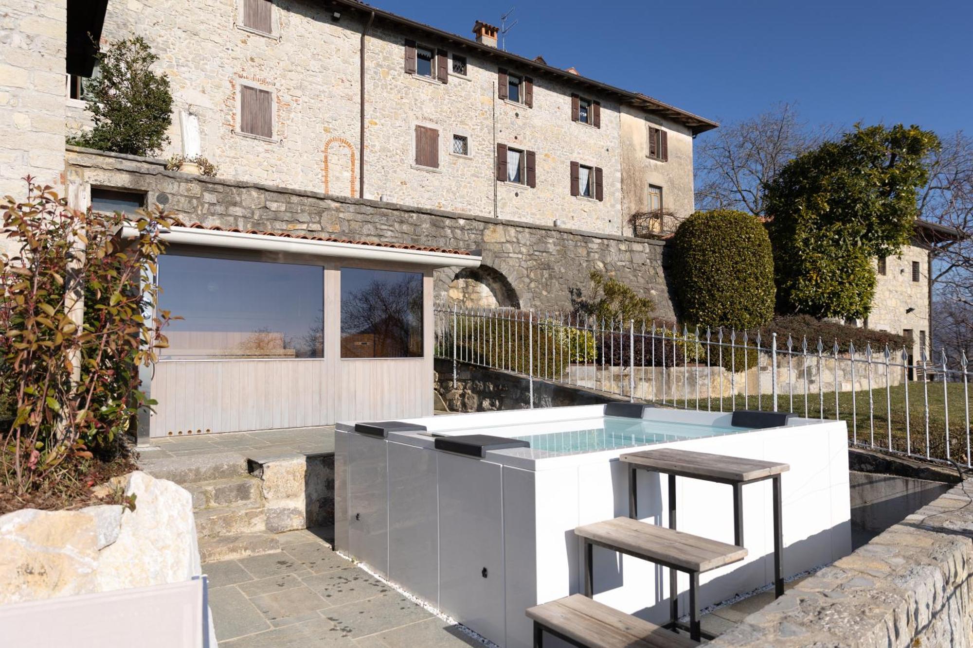 Ca' Baetti L'Antico Borgo Bed and Breakfast Roncola Εξωτερικό φωτογραφία