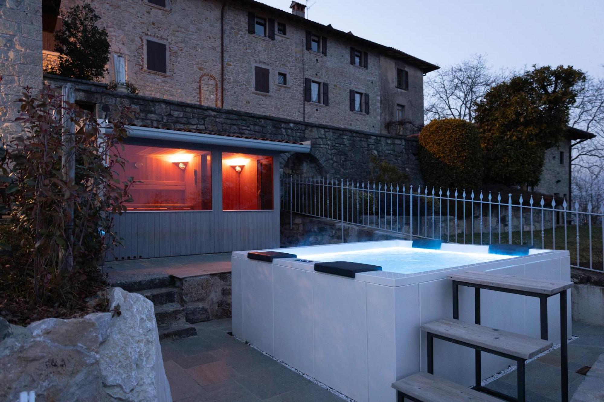 Ca' Baetti L'Antico Borgo Bed and Breakfast Roncola Εξωτερικό φωτογραφία