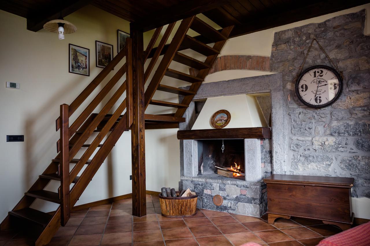 Ca' Baetti L'Antico Borgo Bed and Breakfast Roncola Εξωτερικό φωτογραφία