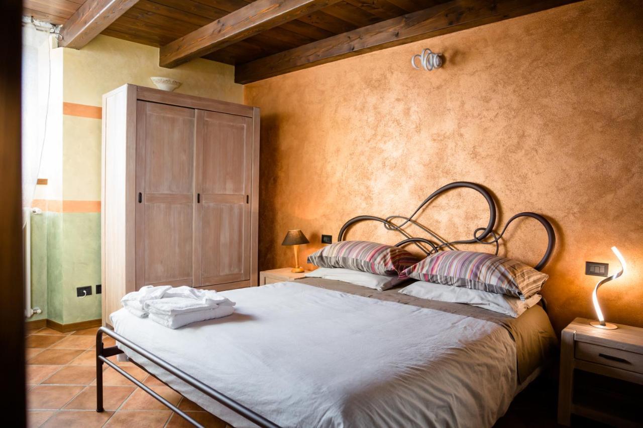 Ca' Baetti L'Antico Borgo Bed and Breakfast Roncola Εξωτερικό φωτογραφία